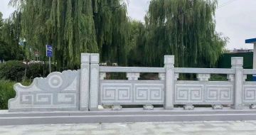 张掖 芝麻灰桥栏杆、河道栏杆安装效果