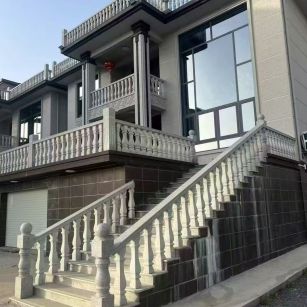 张掖 芝麻白别墅阳台栏杆，楼梯栏杆