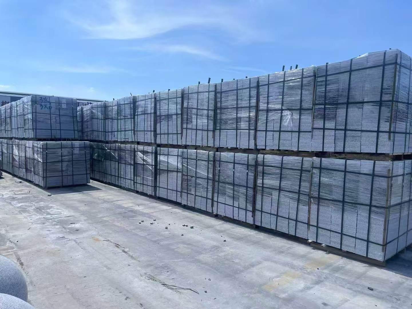 张掖 芝麻白火烧成品300*600地铺料，大量现货，物美价廉
