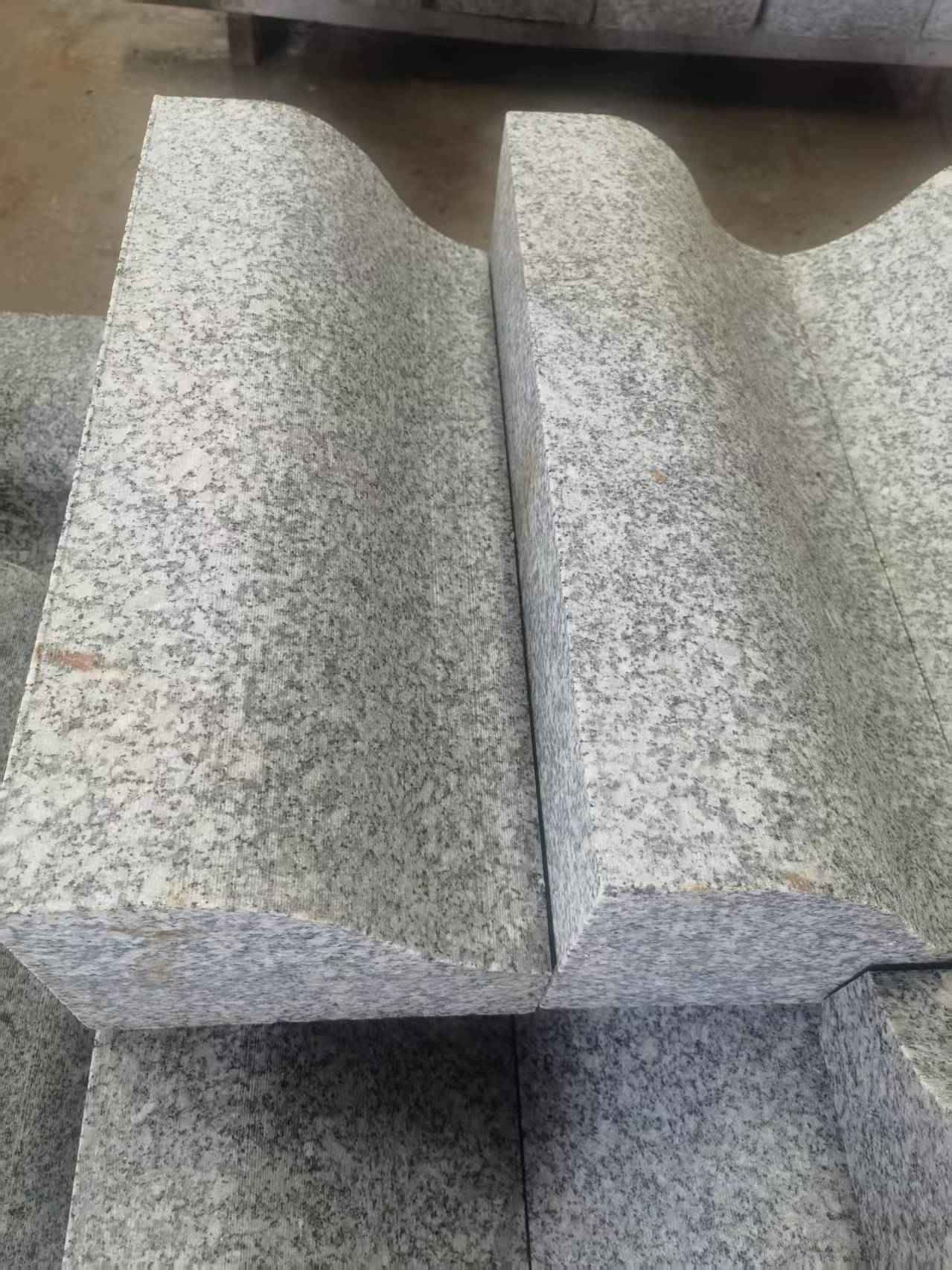 张掖芙蓉白S型拉丝面路沿石