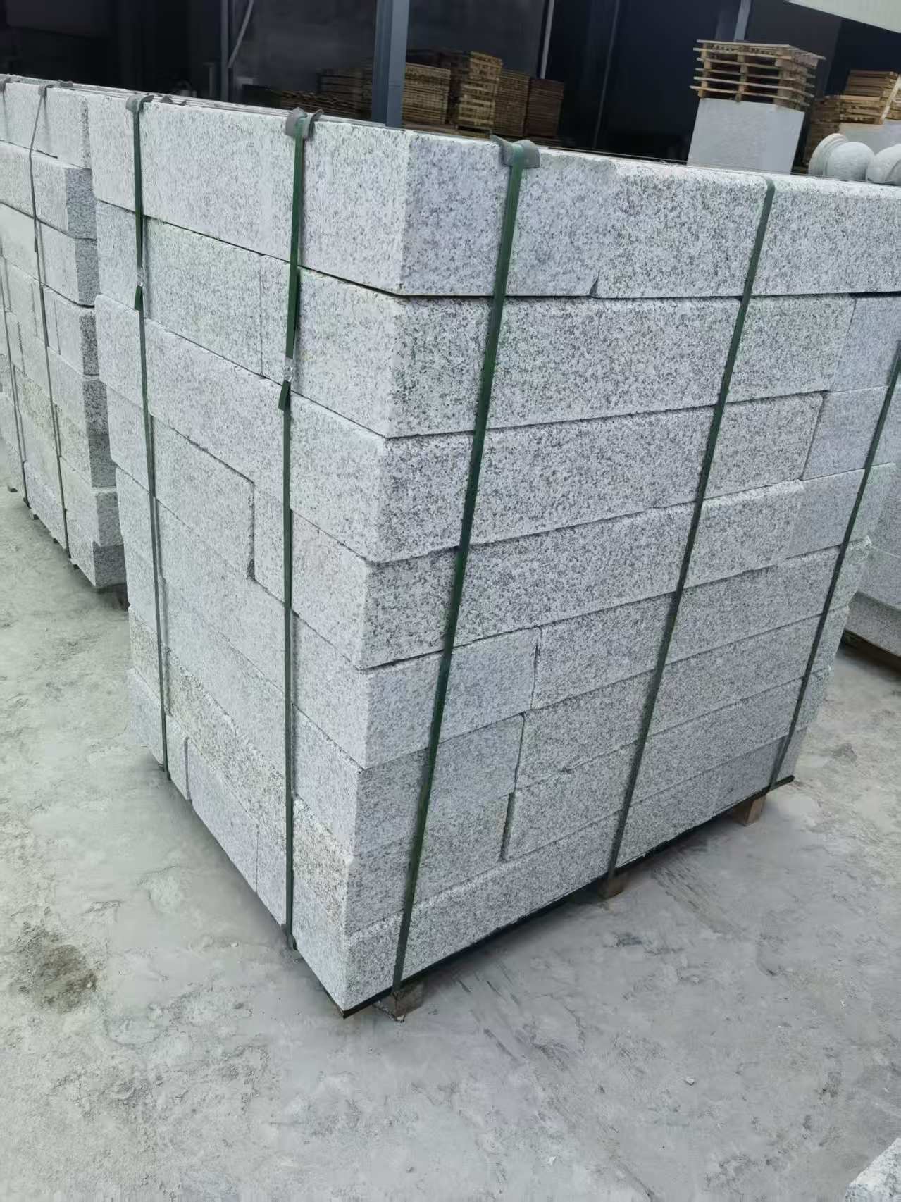 张掖 芙蓉白火烧两面路沿石