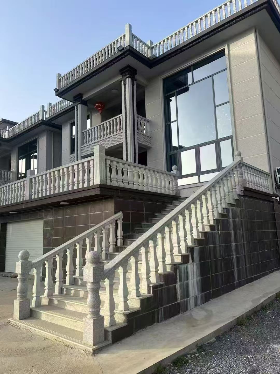 张掖 芝麻白别墅阳台栏杆，楼梯栏杆