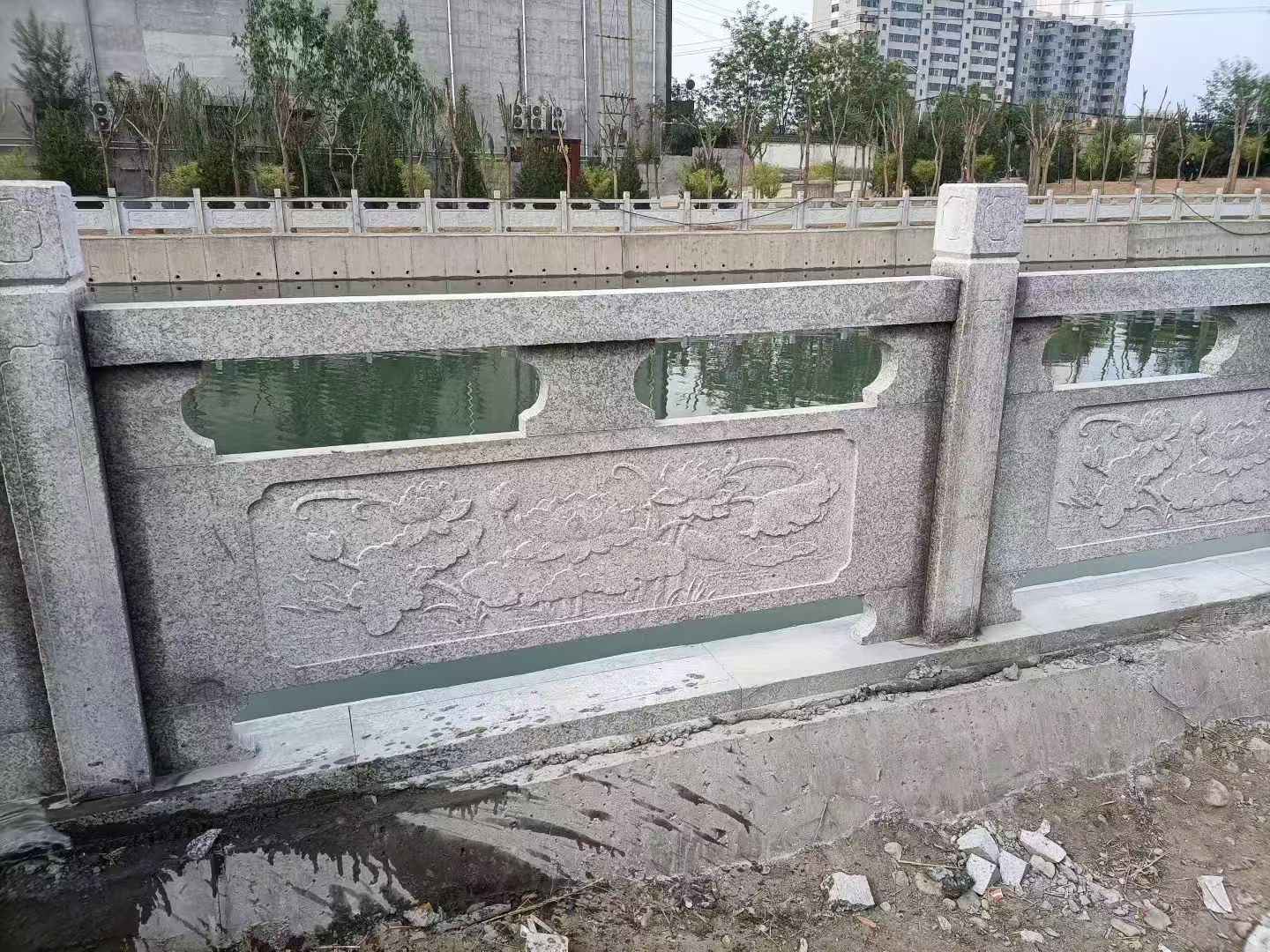 张掖 芙蓉白大花桥梁、河道，石材栏杆、围栏、护栏